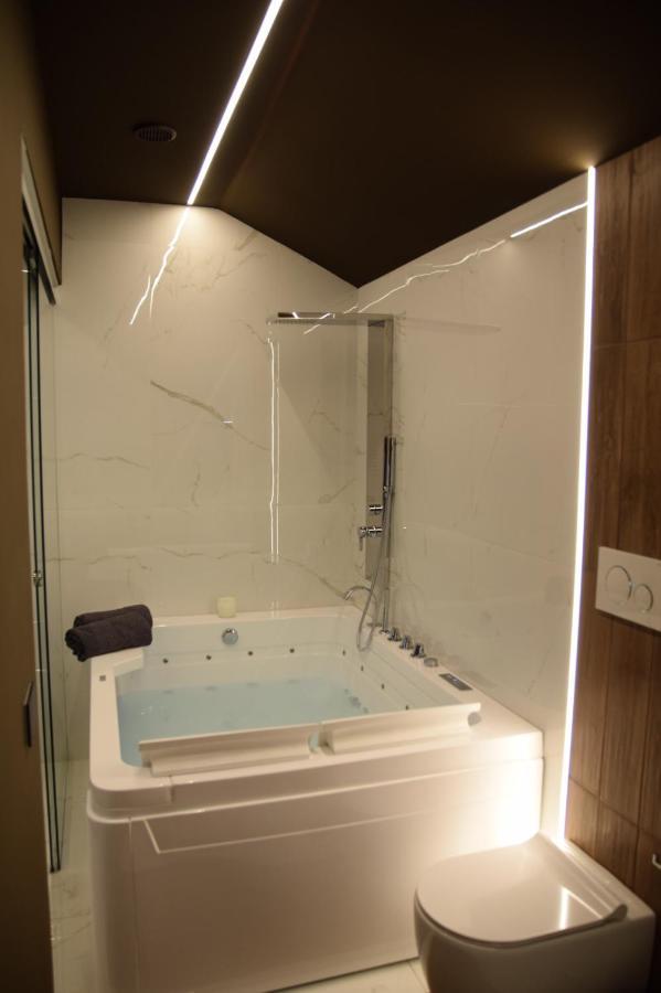 Rebecca House Suites Catania Exteriör bild